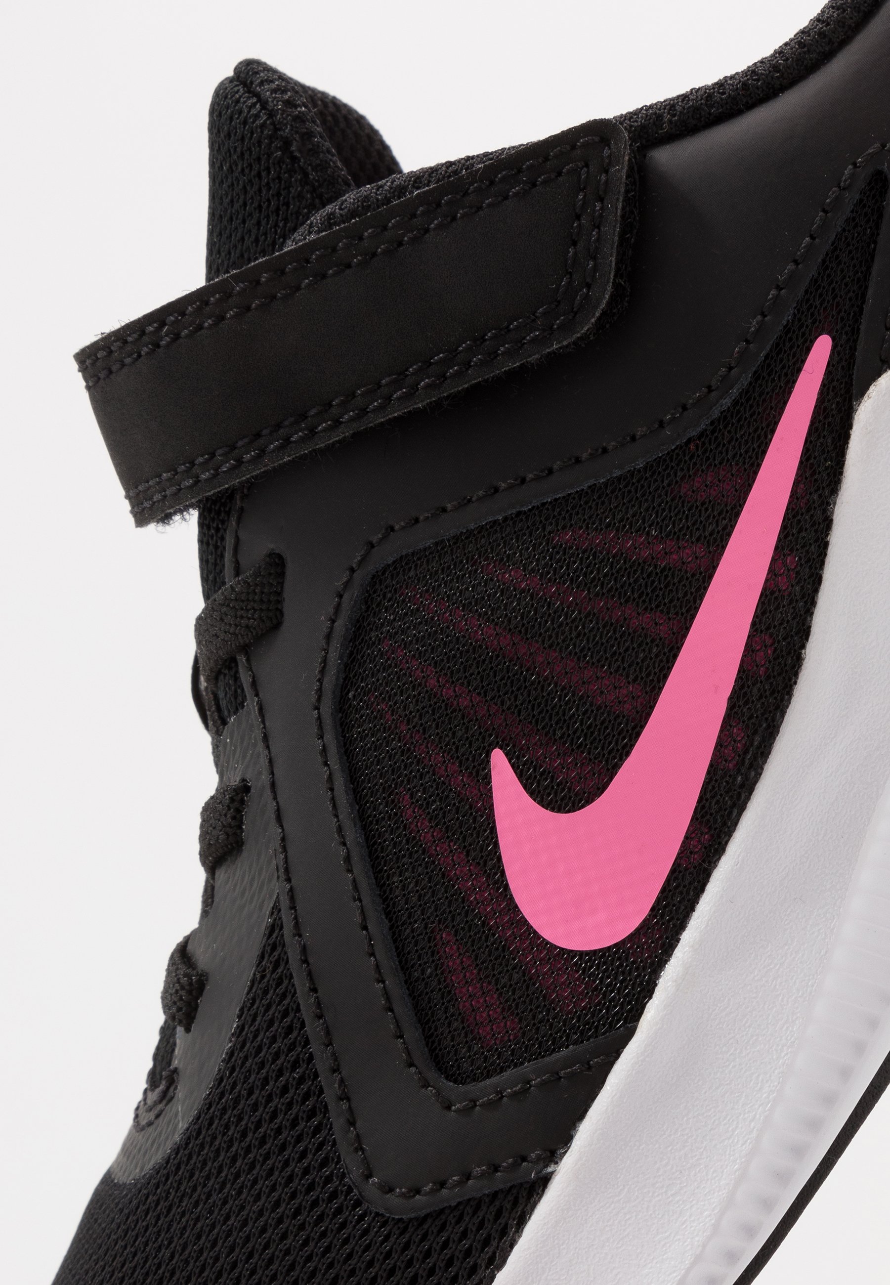 Nike Performance DOWNSHIFTER 10 UNISEX - Zapatillas de running neutras -  black/pink glow/anthracite/white/negro - Zalando.es