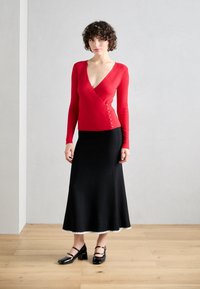 Morgan Pullover - rouge