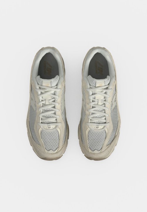 New Balance Trainers - white/off-white — foto 5