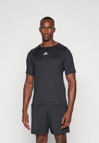 adidas Performance GYM - Sports T-shirts - black