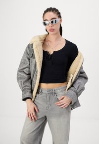 BDG Urban Outfitters KNOCKOUT BABY - Top dugih rukava - black
