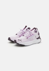 Puma SOFTRIDE SYMMETRY FUZION - Løpesko for vei - lilac frost/midnight plum/pure magenta