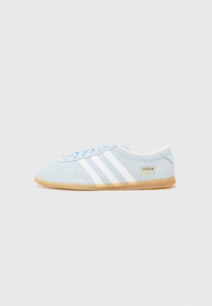 GAZELLE PRO - Sneakers - clear sky/white
