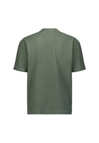 Groene T-shirt met korte mouwen, gemaakt van een gestructureerde stof, met een ronde hals en een recht gesneden ontwerp. Geen zichtbare branding of details.