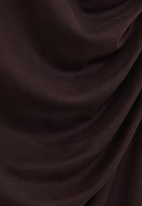 Reiss LOLA RUCHED RACER MIDI - Etuikleid - burgundy