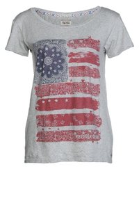 Gray cotton T-shirt featuring a red and blue bandana-style American flag graphic, short sleeves, and a round neckline.
