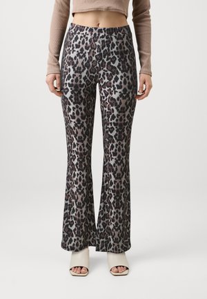 ONLY ONLHELLA RETRO FLARED - Broek - black/zwart