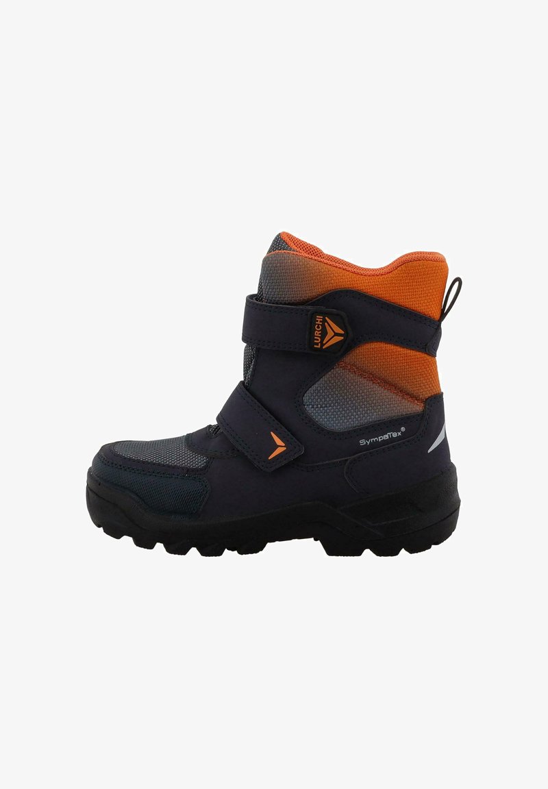 Kinder-Winterstiefel mit marineblauem Obermaterial und orangefarbenen Akzenten, mit Klettverschlüssen, strukturierter Oberfläche und robuster Sohle für guten Halt.