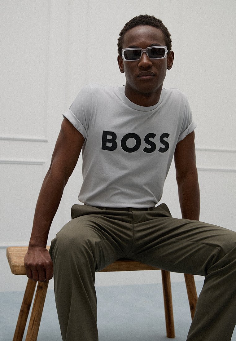 Boss T-shirt print grijs Boss T-shirt print grijs