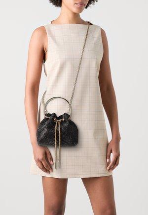 Clutch - black