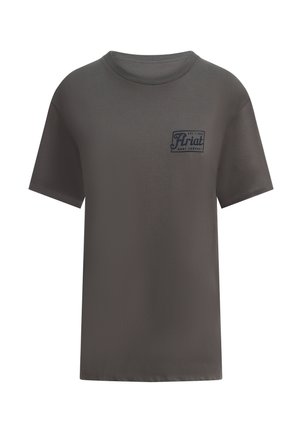 Schlichtes, dunkelgraues T-Shirt mit kurzen Ärmeln und kleinem dunkelblauem "Ariat Boot Company"-Logo auf der linken Brust.