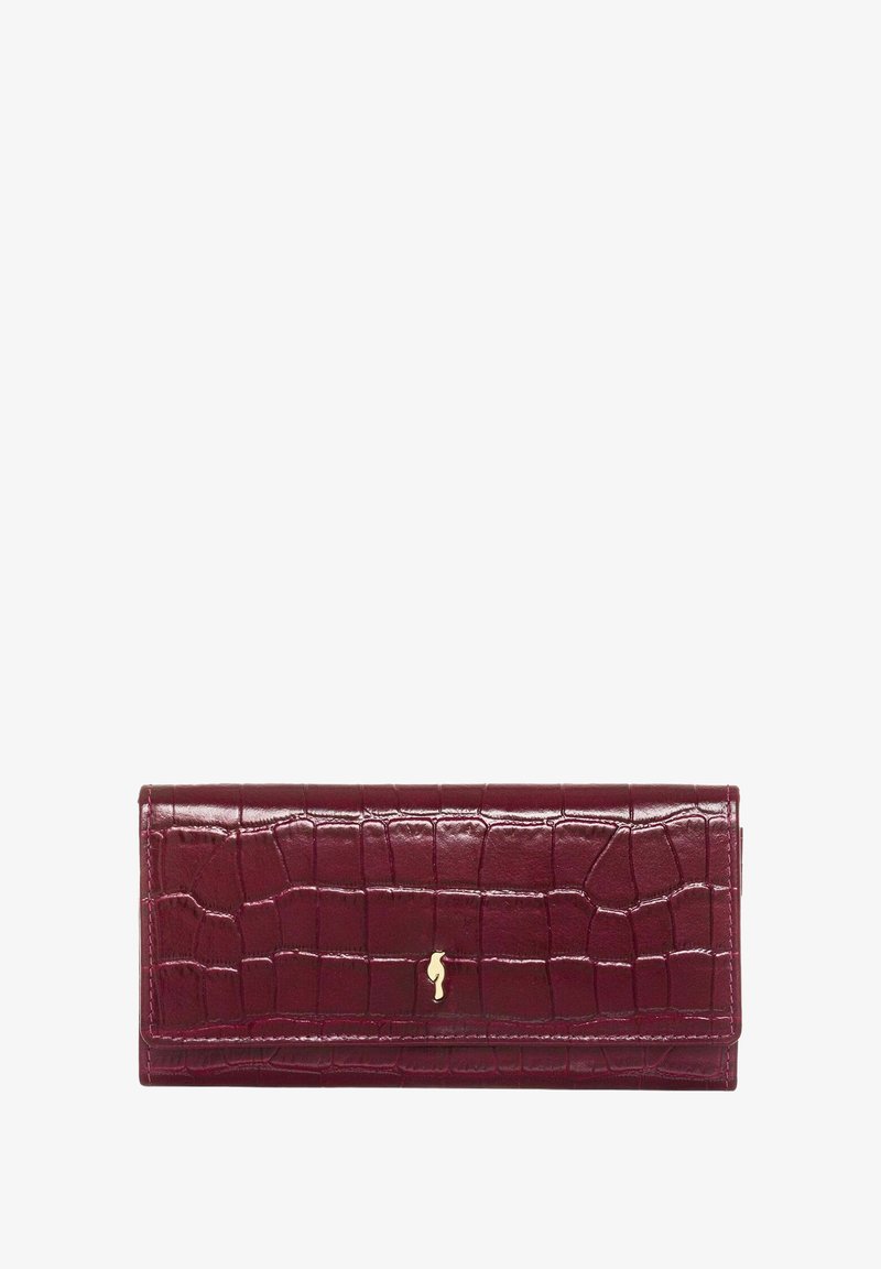 Burgundowa skórzana portmonetka z tłoczeniem imitującym krokodylą skórę. Posiada złoty akcent w postaci logo. Prostokątny kształt z zakładanym klapkiem.