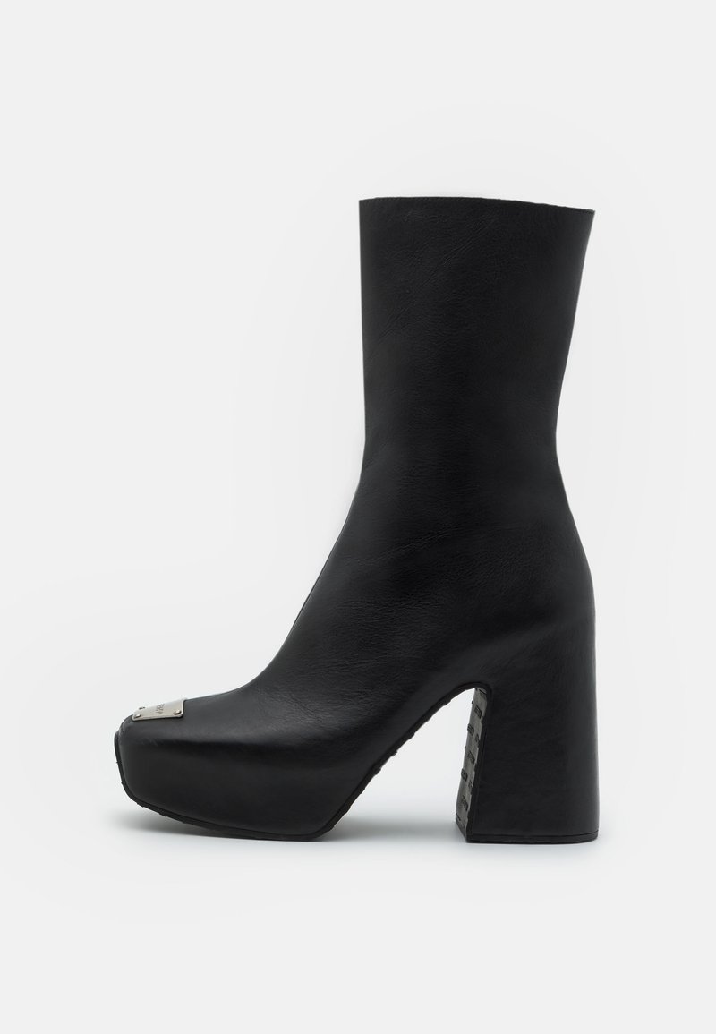 MISBHV - THE POP PLATFORM ZALANDO UNISEX - Bottes à plateau - black, Agrandir