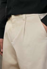 Next EDIT - REGULAR FIT - Broek - stone