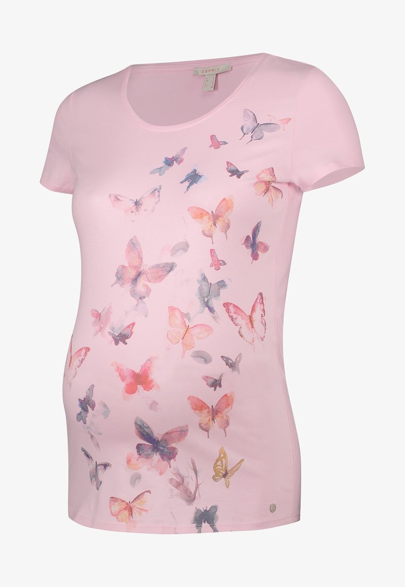 Lyserød kortærmet ventetrøje med flerfarvede akvarel sommerfugletryk spredt over forsiden.