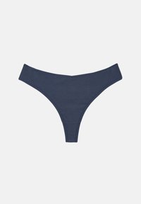 Σκούρο μπλε ρινγωτό υφασμάτινο στρινγκ εσώρουχο, επίπεδο τοποθετημένο σε ανοιχτό φόντο, με μπροστινή όψη και χαμηλή μέση στη ζώνη.
