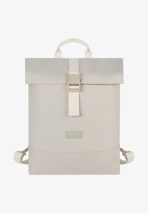 Vaaleanbeige reppu, jossa on taitettava yläosa, solkilukitus ja säädettävät hihnat. Sileä pinta, etuosassa logo-levy.