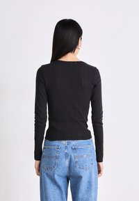 Tommy Jeans SLIM TEE - Langærmet T-shirt - black