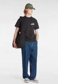 Vans STING WAGON - Camiseta estampada - black