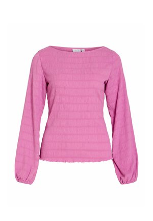 Top de manga larga rosa con diseño acanalado texturizado, escote amplio y puños fruncidos. Tela suave con cuerpo ajustado y dobladillo con volantes.