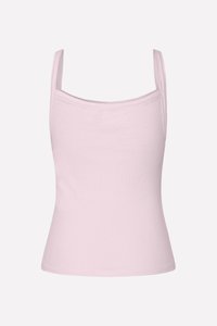 Heled roosa soontega tank top, millel on õhukesed rihmad, ümar kaelus ja keha lähedane siluett. Sile tekstuur ja pehme kangas.