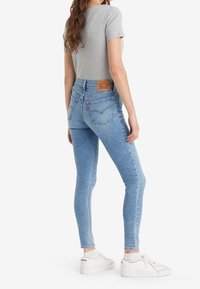 Levi's® Skinny-Farkut - light-blue denim