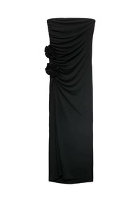 Robe midi noire sans bretelles en tissu doux, présentant une texture froncée et deux détails floraux sur le côté.