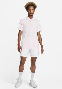 Nike Performance NIKECOURT SOLID - Polo - pink foam white