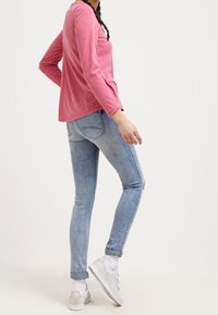 Hilfiger Denim Langarmshirt - mottled red
