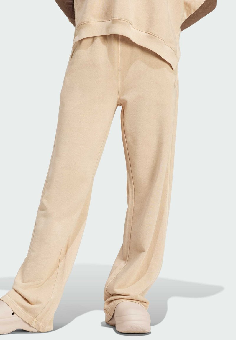 adidas Originals ESSENTIALS PLUS Tracksuit bottoms magic beige