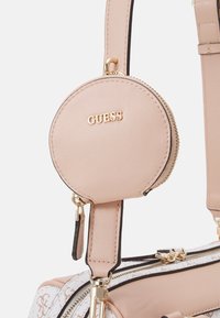 Guess NOELLE  - Mala de mão - white multi