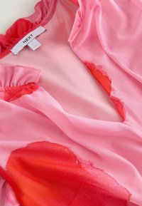 Unselected, red pink floral