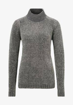 Sivi pleteni pulover s visokim ovratnikom, koji ima teksturiranu površinu, rebrasti ovratnik i manžete. Dugi rukavi i ravni rub dizajna.