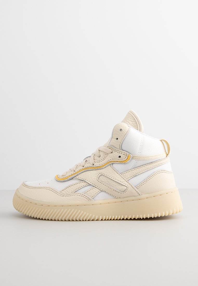 Zapatillas altas