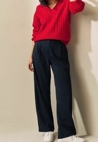 Next Trui - red