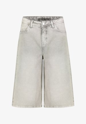 Hellgraue Jeans-Shorts knielang mit vorderer Knopfleiste, Reißverschluss, Gürtelschlaufen und Seitentaschen.