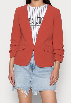 Blazer - red