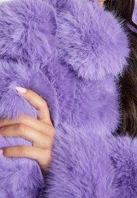 faina Abrigo de invierno - purple