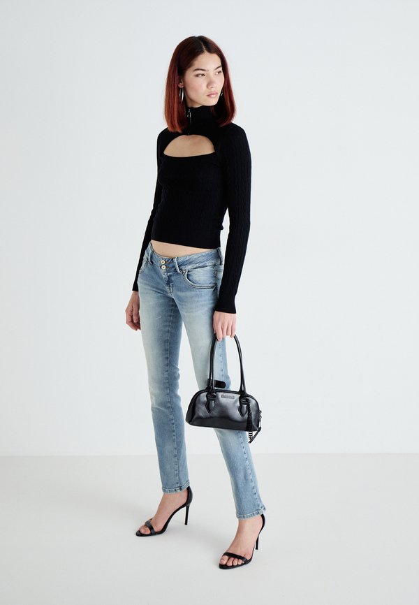 LOW RISE - Slim fit jeans - veida wash4