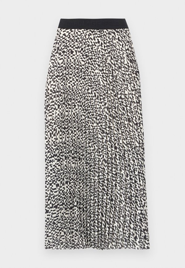 COMMERCIAL  - Pleated skirt3