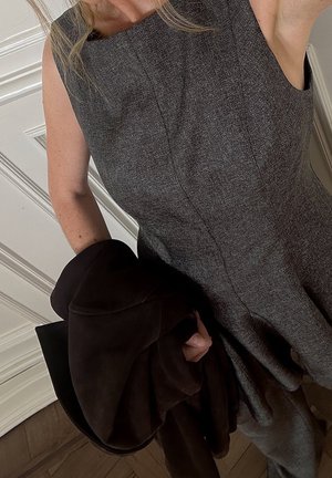 NA-KD, Robe de jour - grey
