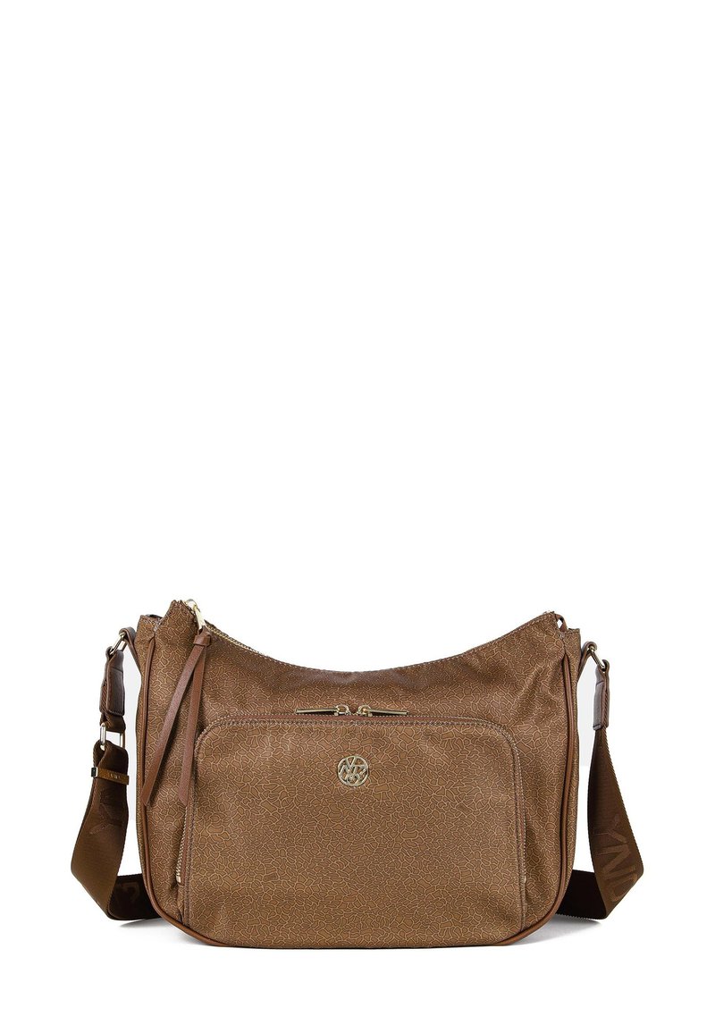 Borsa a tracolla sintetica marrone con motivo testurizzato, tracolla regolabile, tasca frontale con zip e accentuazione del logo sul lato.