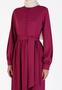 Modanisa REFKA . - Maxikleid - burgundy