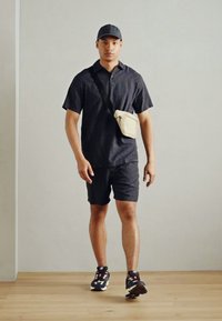 Lindbergh SET - Chemise - navy