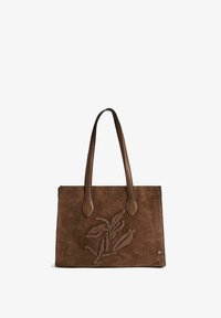 Non sélectionné, walnut