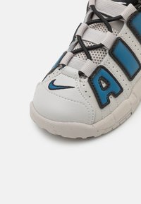 uptempo nike zalando