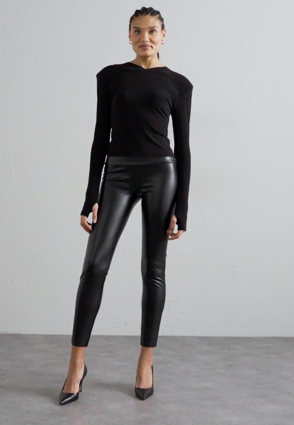 LONG SLEEVE SHOULDER PAD V NECK - Long sleeved top4