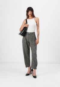 Pinko PASSIFLORA PANTALONE - Hlače - nero/marrone/bianco