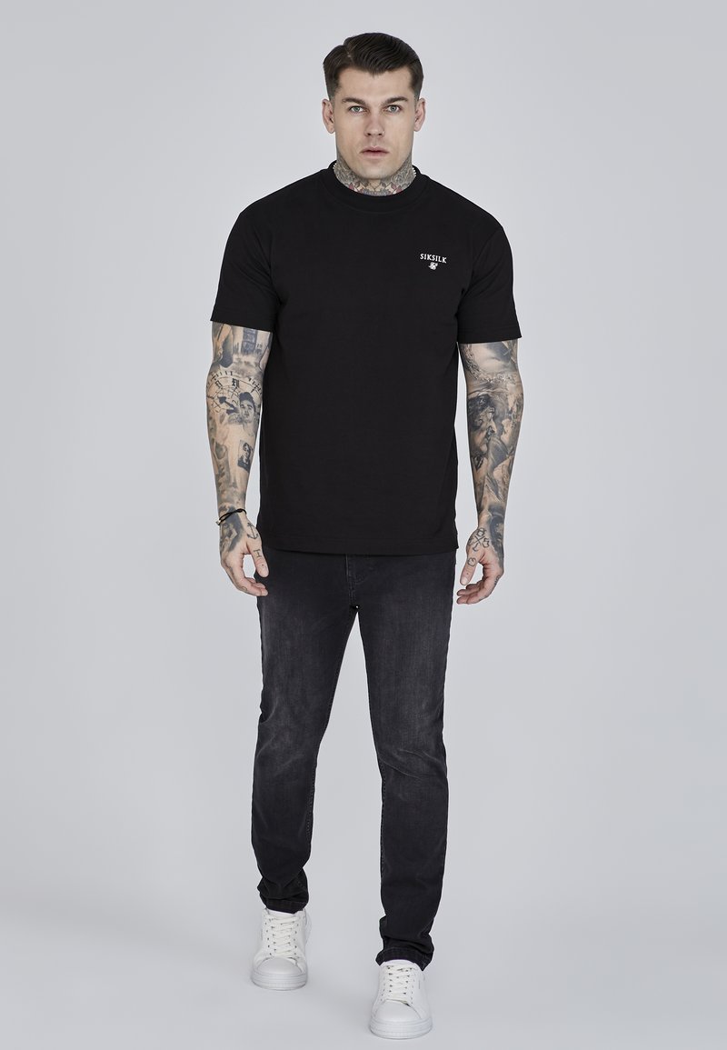 SikSilk Slim fit jeans zwart denim/blackdenim SikSilk Slim fit jeans zwart denim/blackdenim
