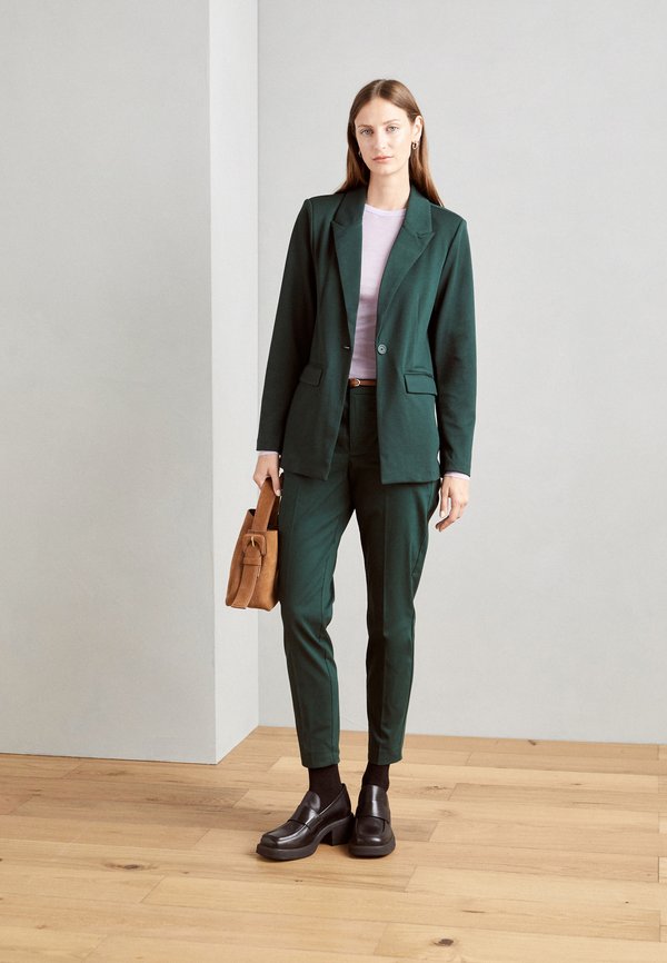 BYRizetta - Blazer - scarab4